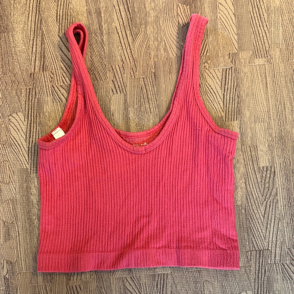 URBAN OUTFITTERS RIBBED RED TANK TOP SIZE SMALL